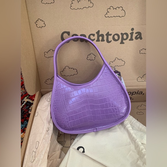 Coach Elegant Purple Shoulder Bag - Picture 6 of 13